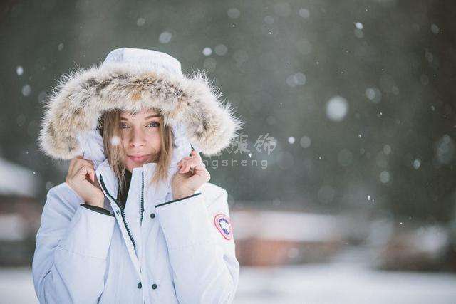 奢侈羽绒品牌Canada Goose